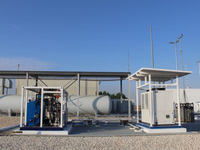 The image shows a portable hydrogen fueling station.