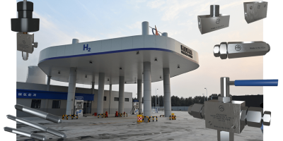Hydrogen refueling station with high-pressure systems